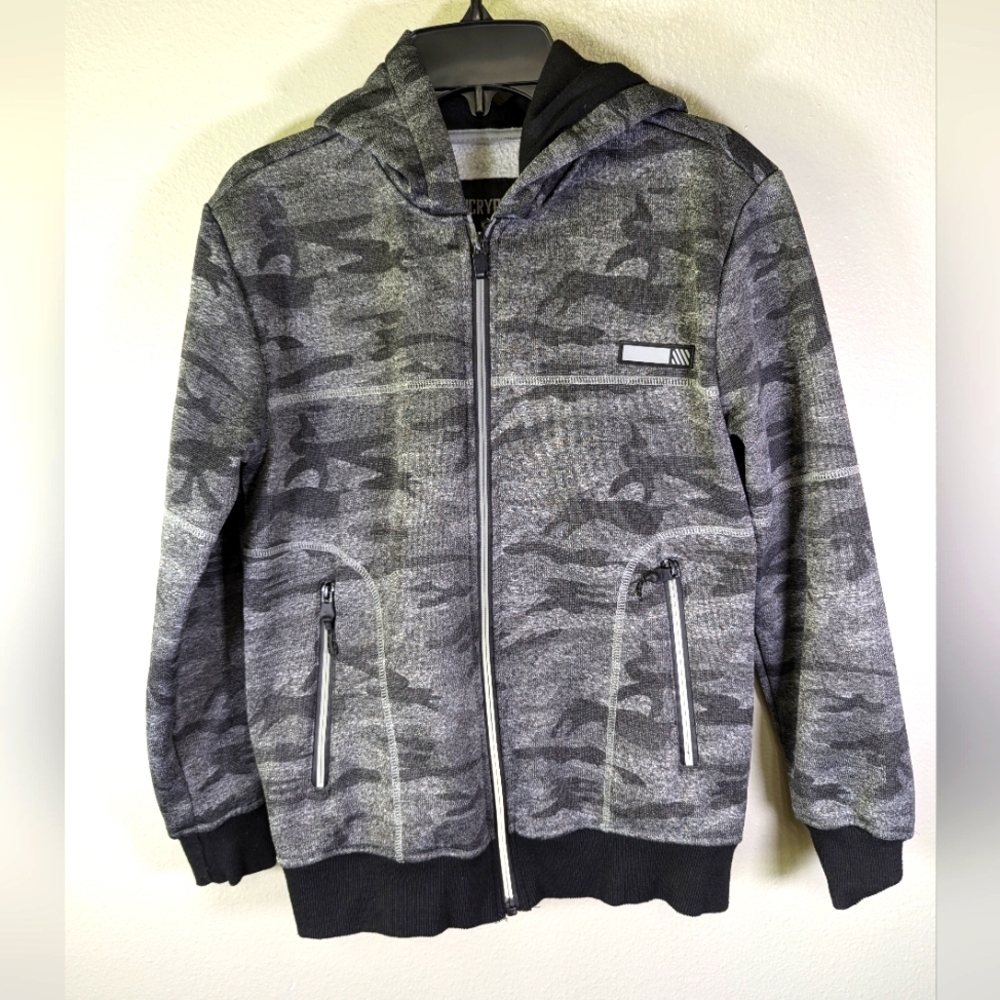 Encrypted boys medium (10/12) gray camo zip up jacket